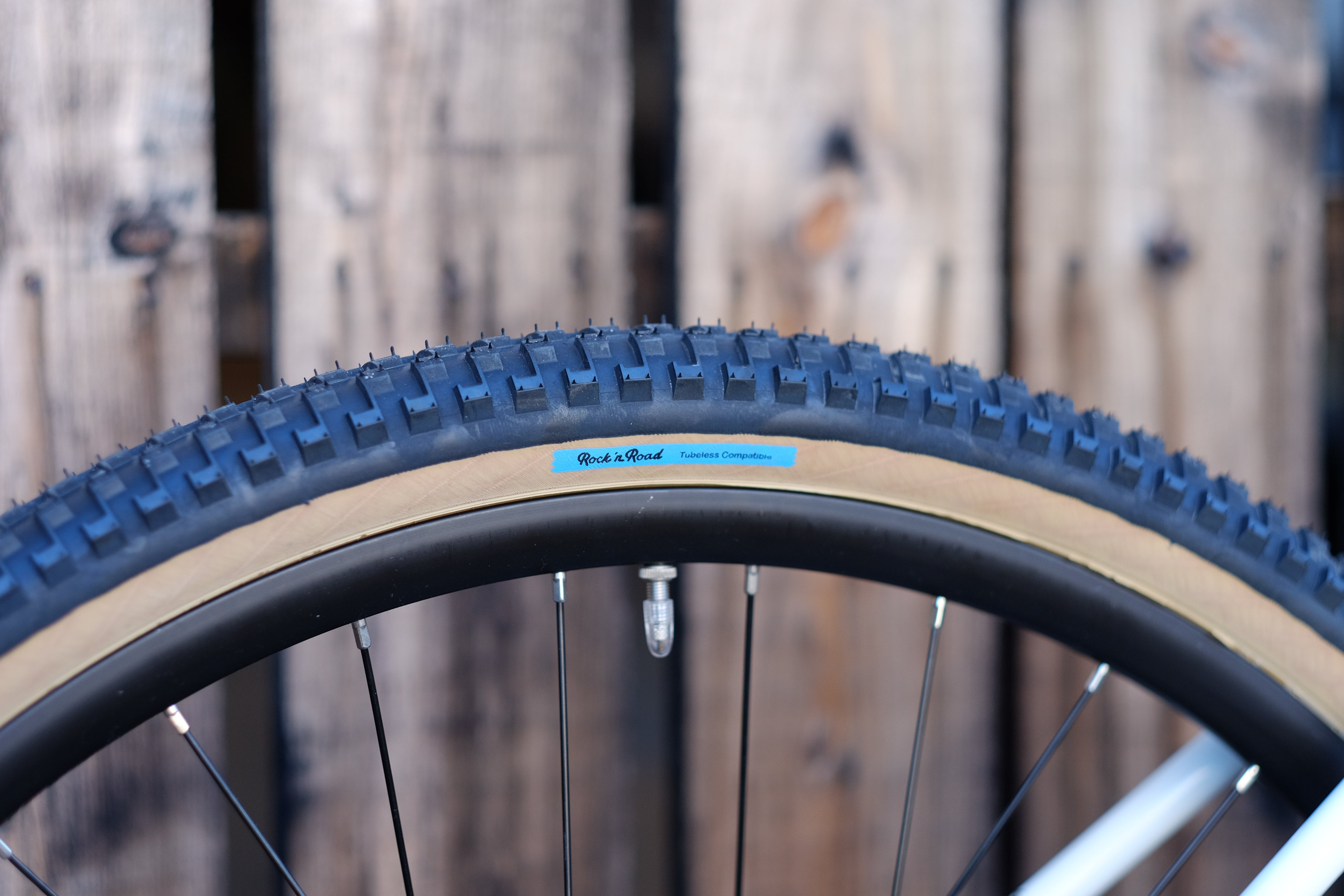 BRUCE GORDON Rock'n Road Tire