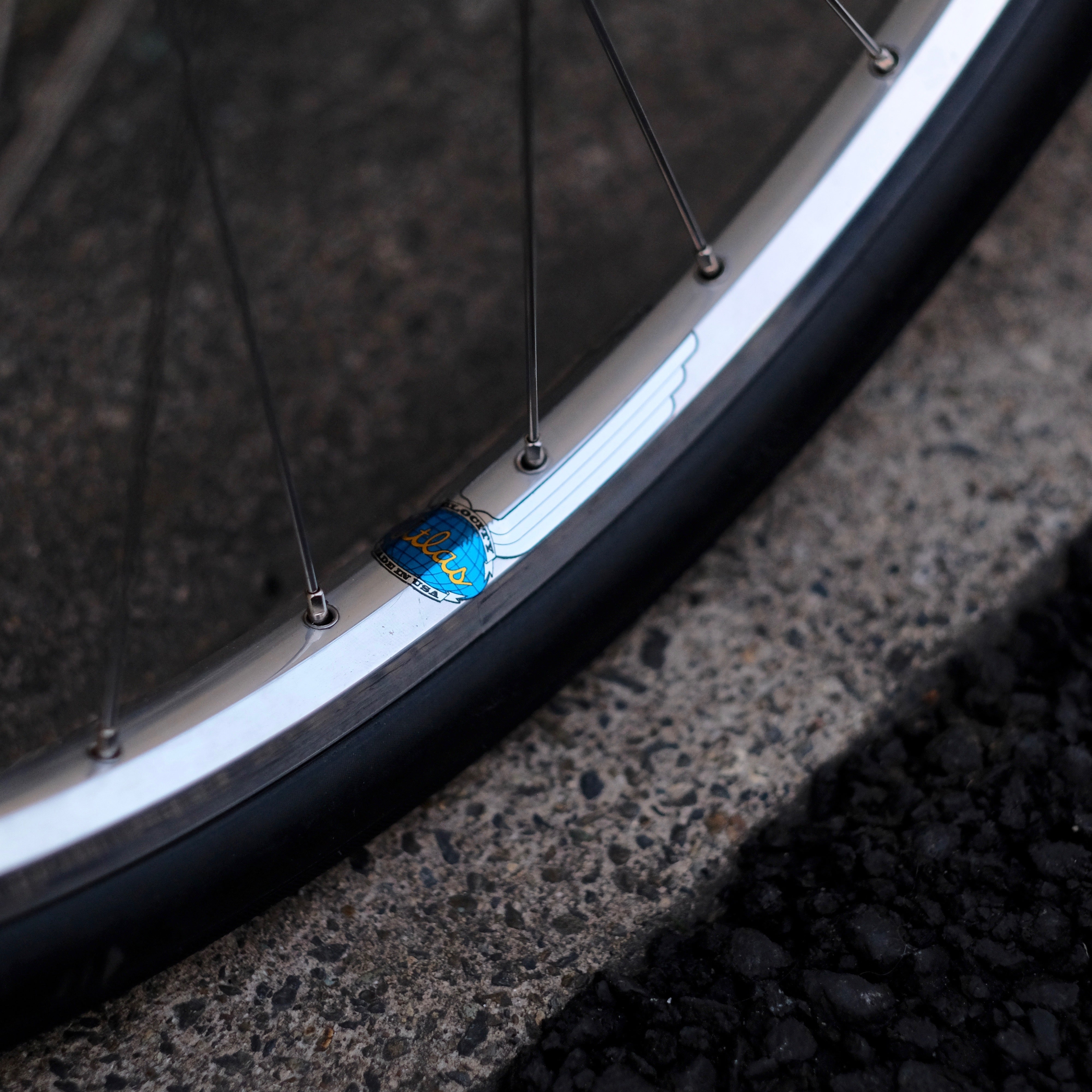 【funny】VELOCITY ATLAS 700C リム2本セット未使用 Velocity Atlas Rim - 700 Disc Silver 36h Clincher for sale