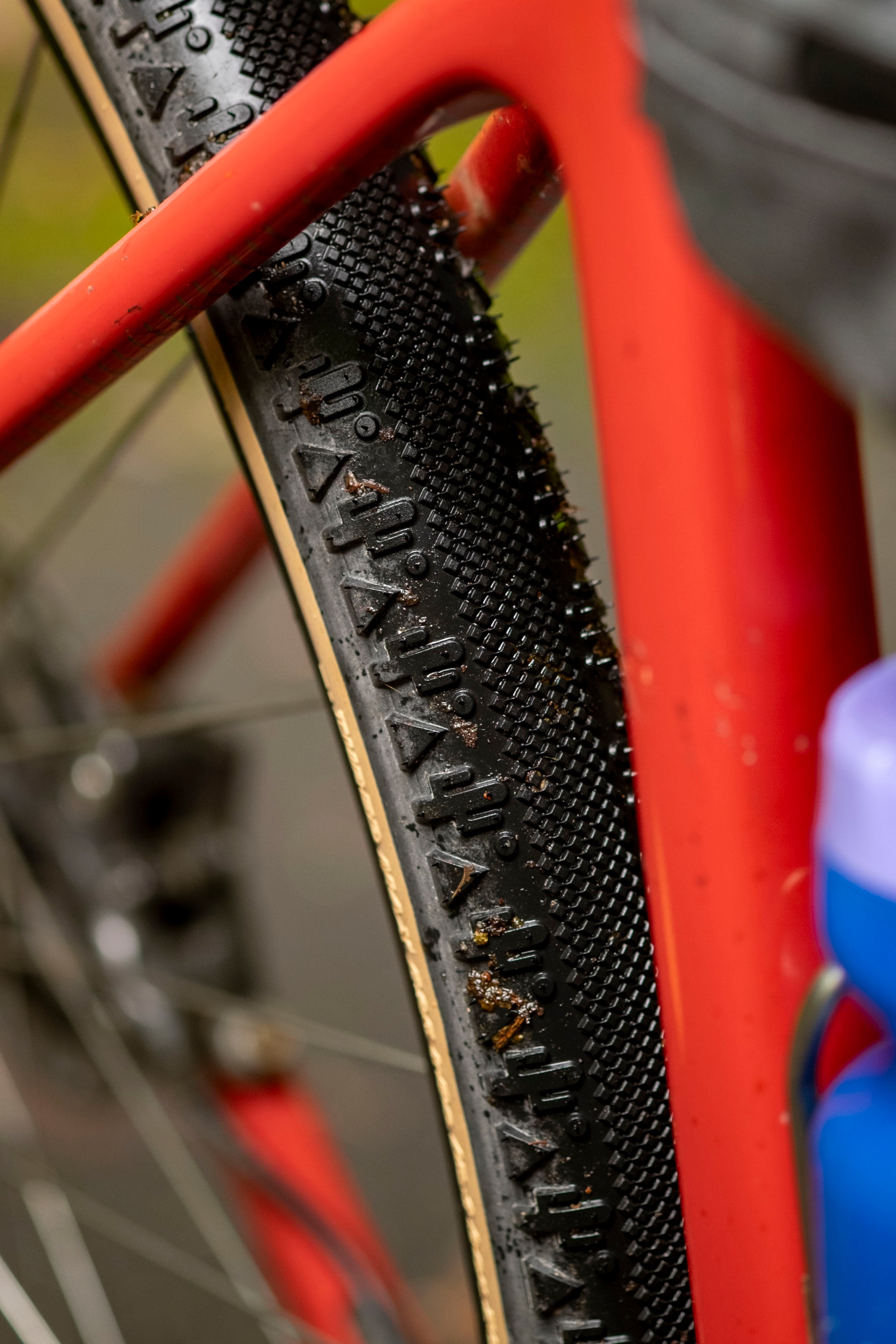 TOMII x SIMWORKS Faraway Tire