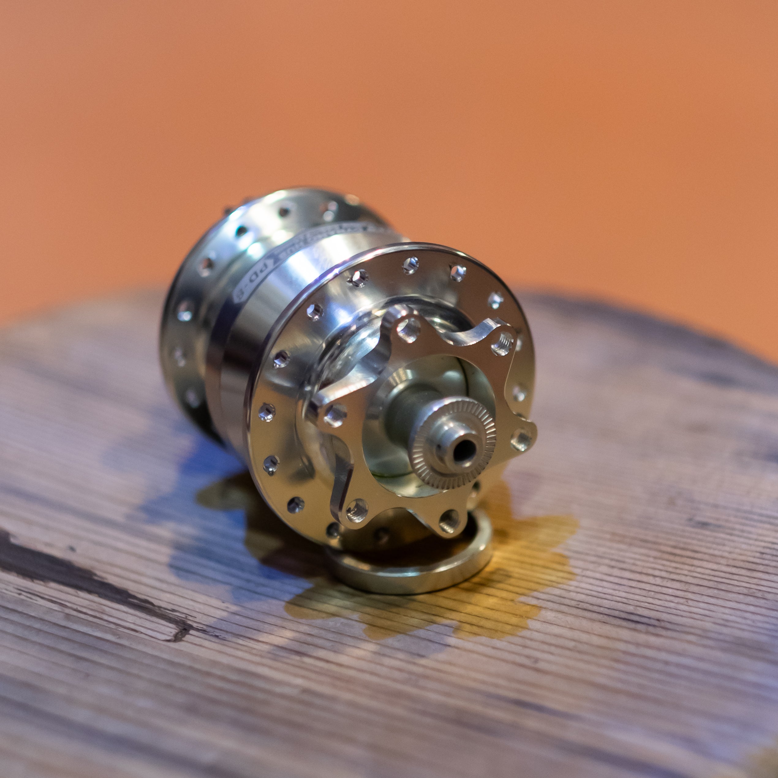 SHUTTER PRECISION Ultra Small Dynamo Hub PD-8