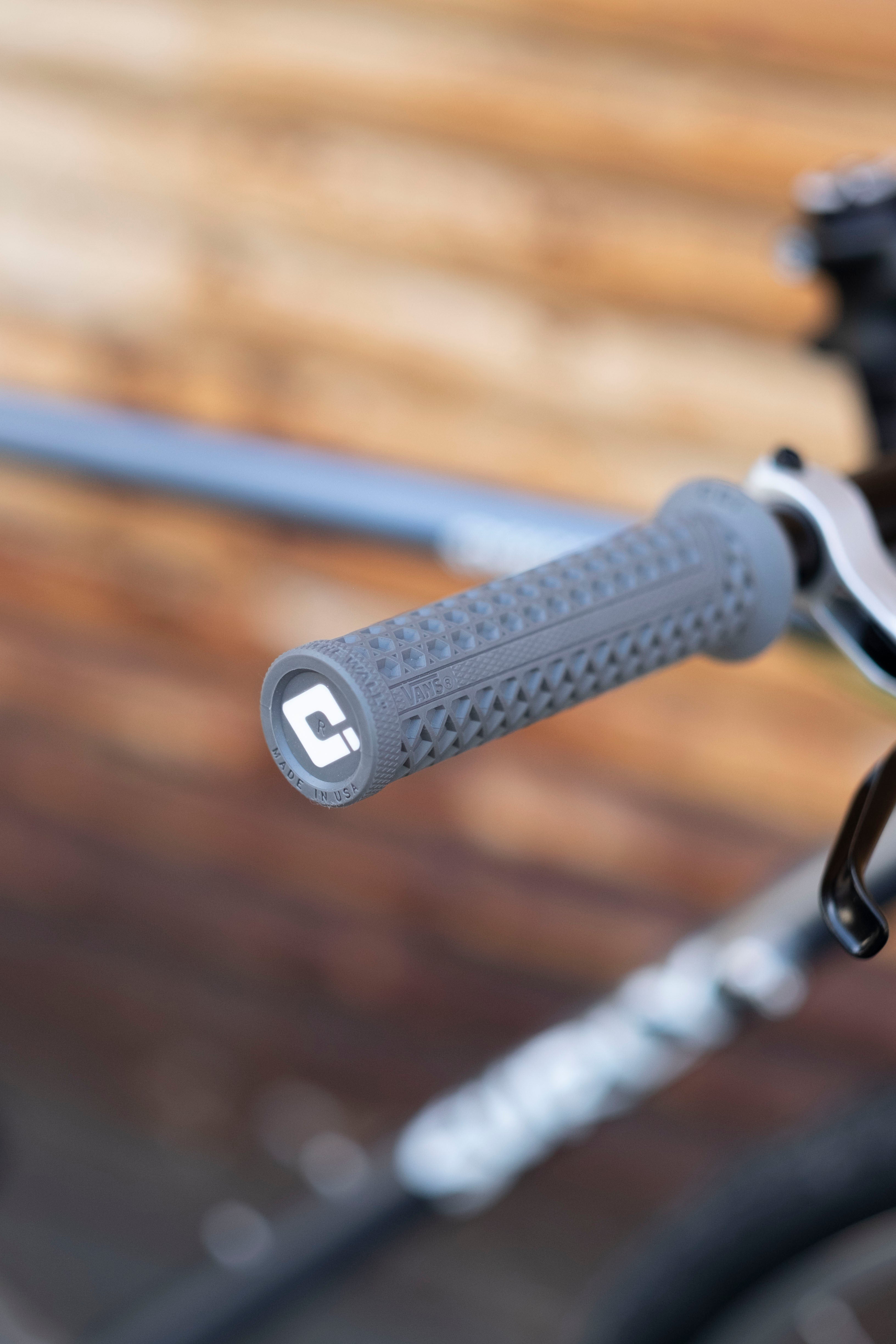 SURLY Straggler SSCX Style Complete Bike
