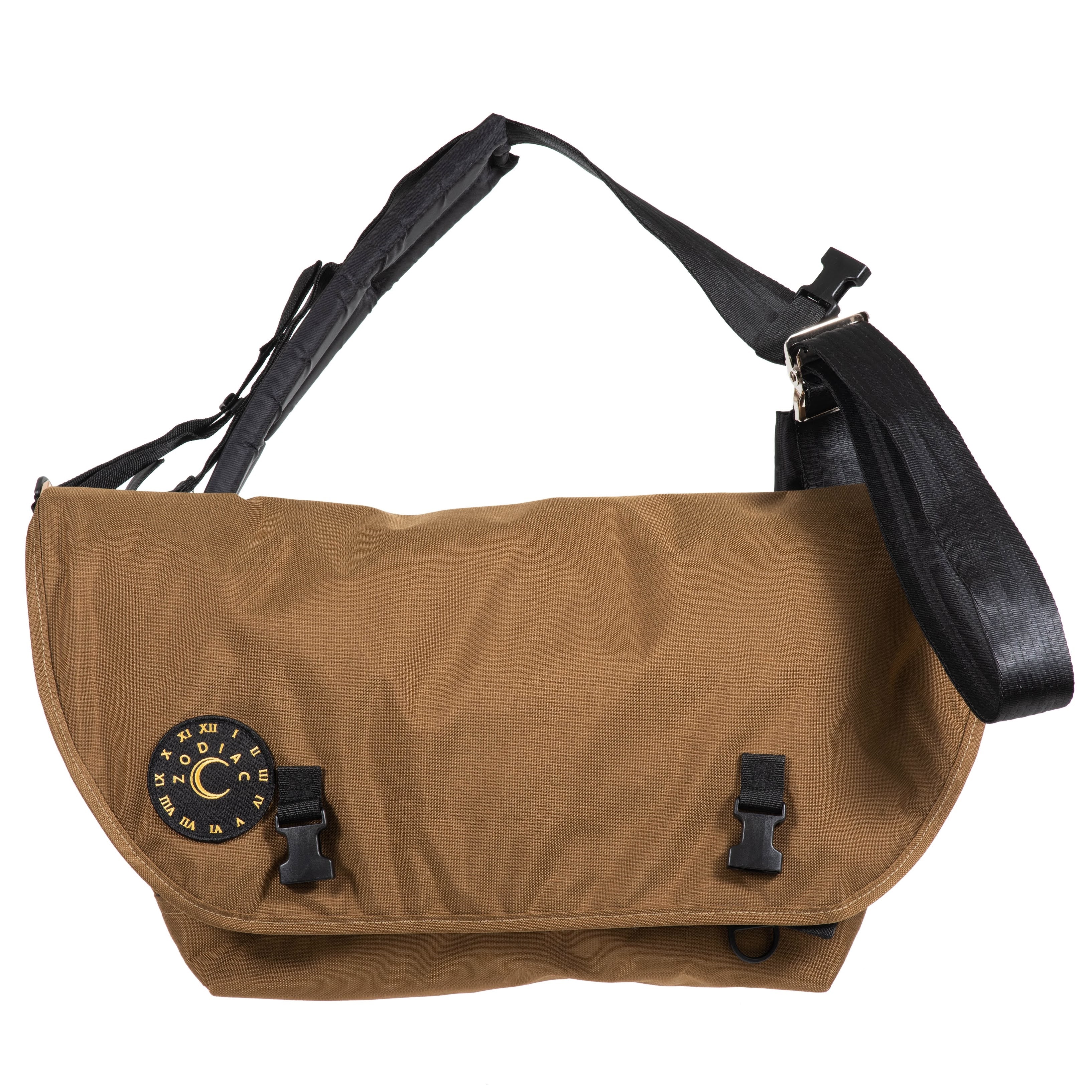 ZODIAC BAGGAGE Sling Messenger Bag / Small