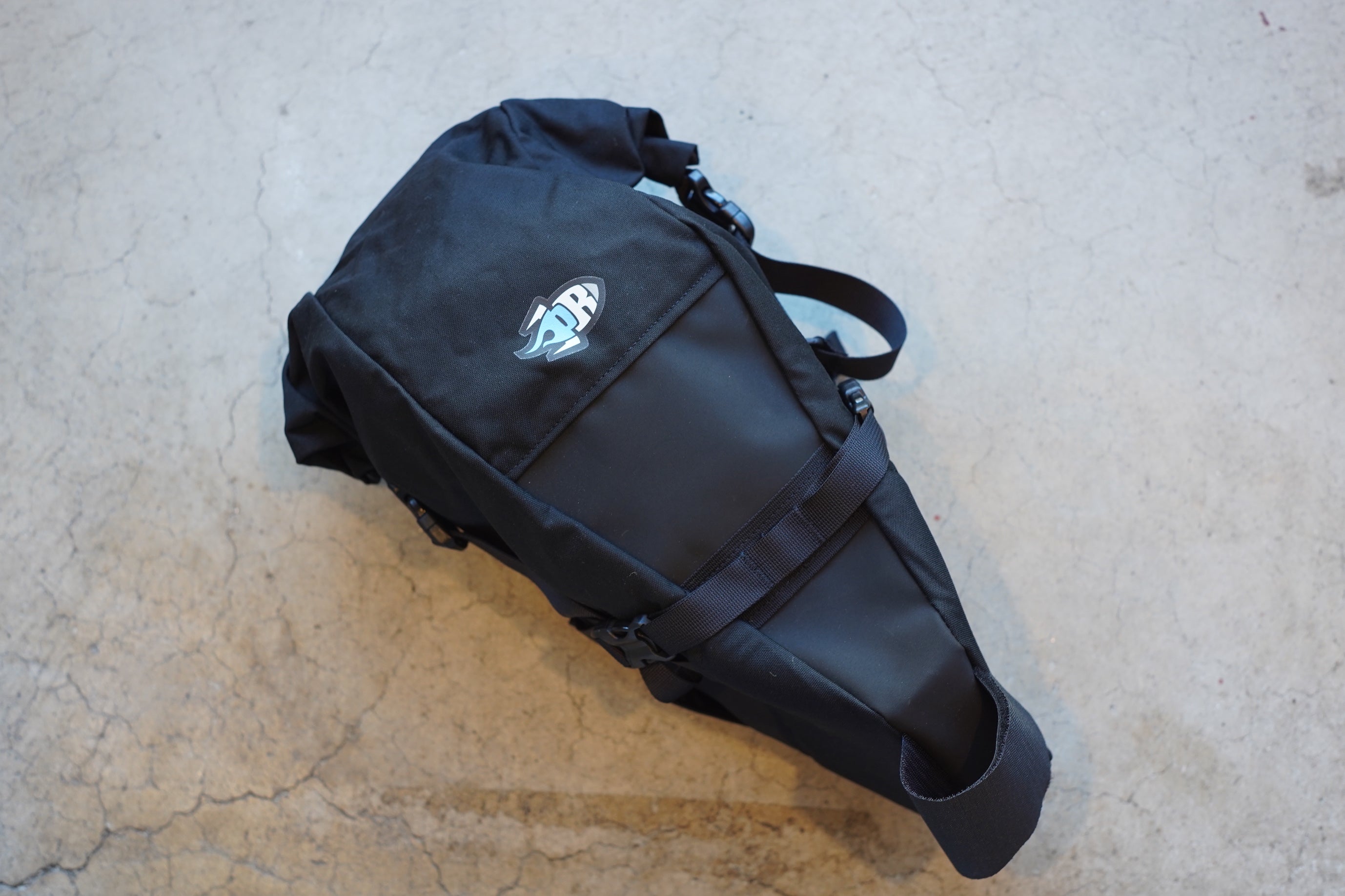 PORCELAIN ROCKET Seat Pack L-Size VERA