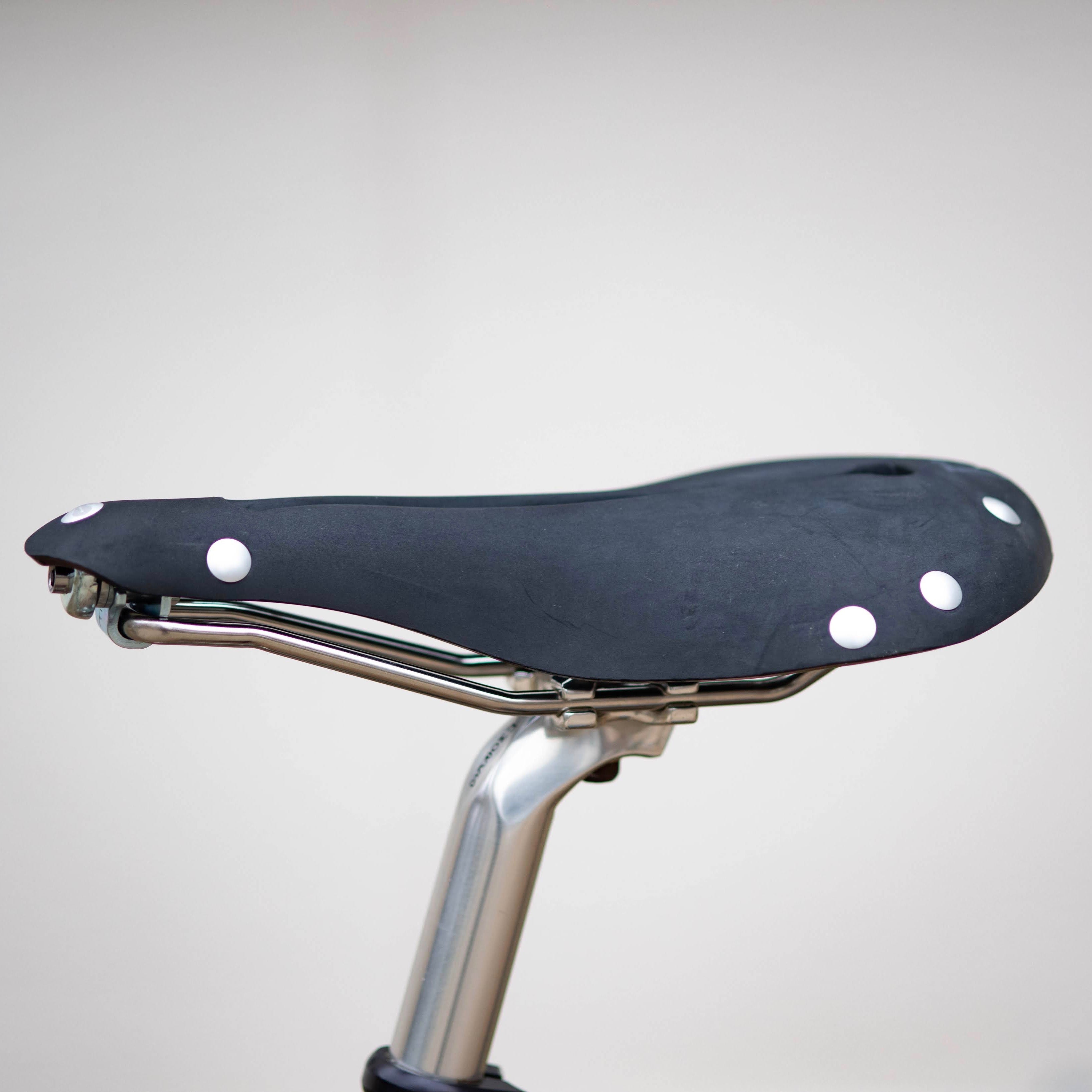 SELLE ANATOMICA R2 Rubber Saddle