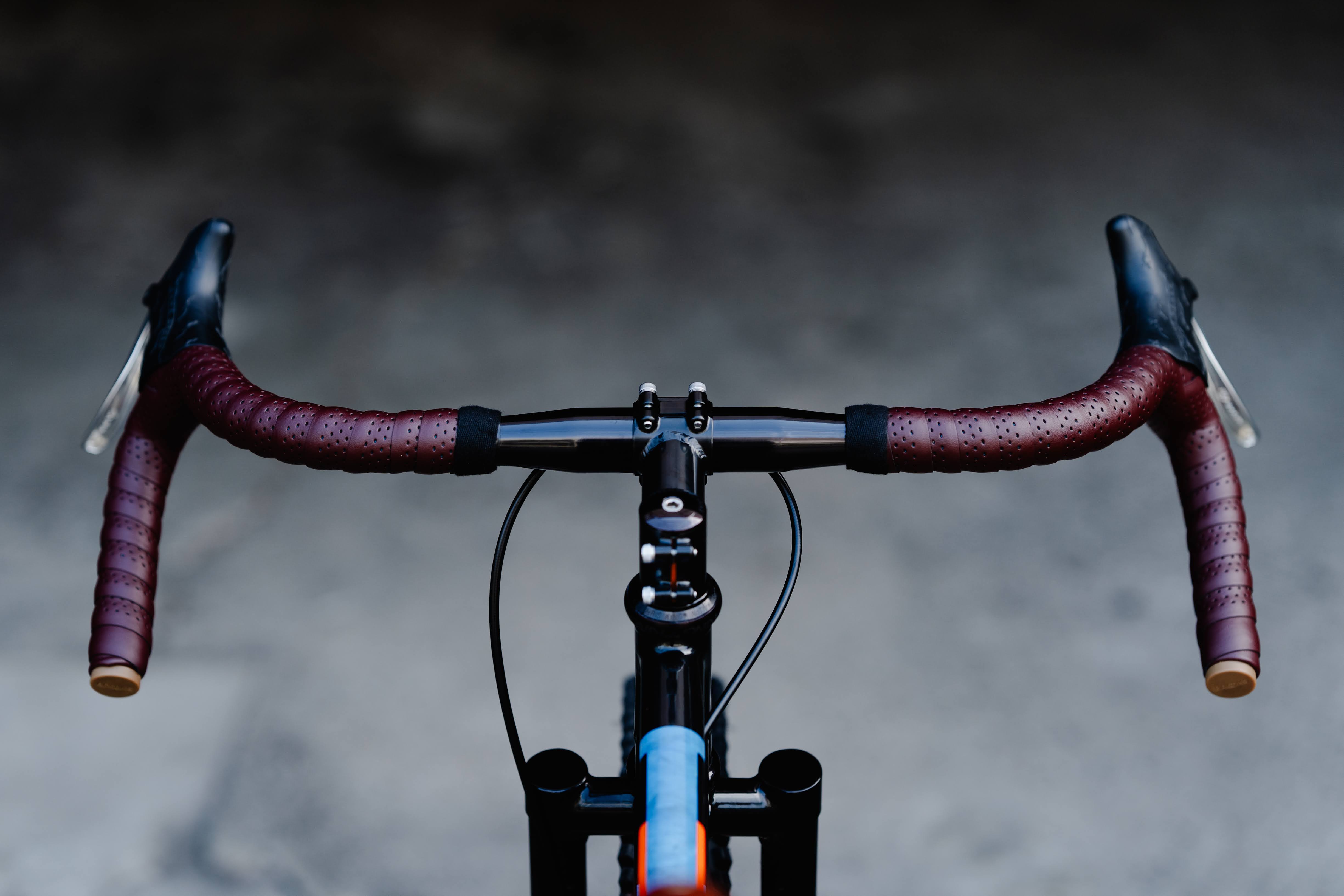 SIMWORKS To Smile Bar